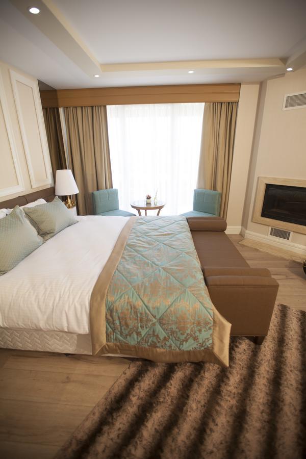 The Escape Hotel 阿瓦 外观 照片