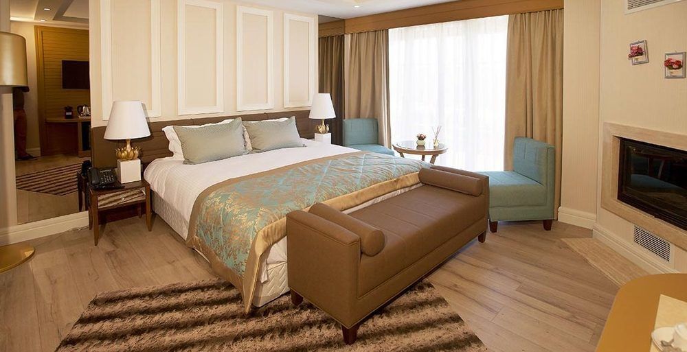 The Escape Hotel 阿瓦 外观 照片